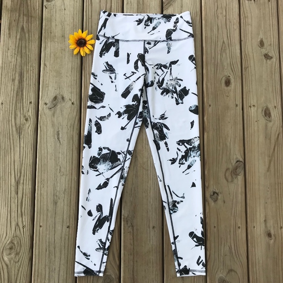 body language Pants - Body Language Sportswear Yoga Pants  NEW